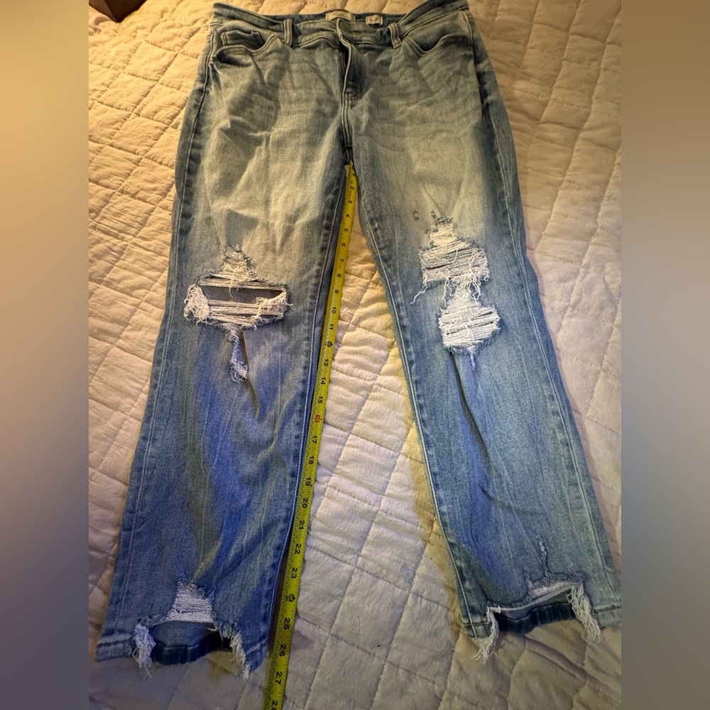 KanCan Ripped Light Blue Midrise Relaxed Fit Straight Leg Jeans